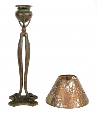 Tiffany Studios, New York Cats Paw Candle Lamp with Mica Shade